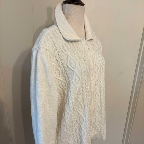 Alfred Dunner White Fleece Sweater - Size XL - Picture 1 of 6